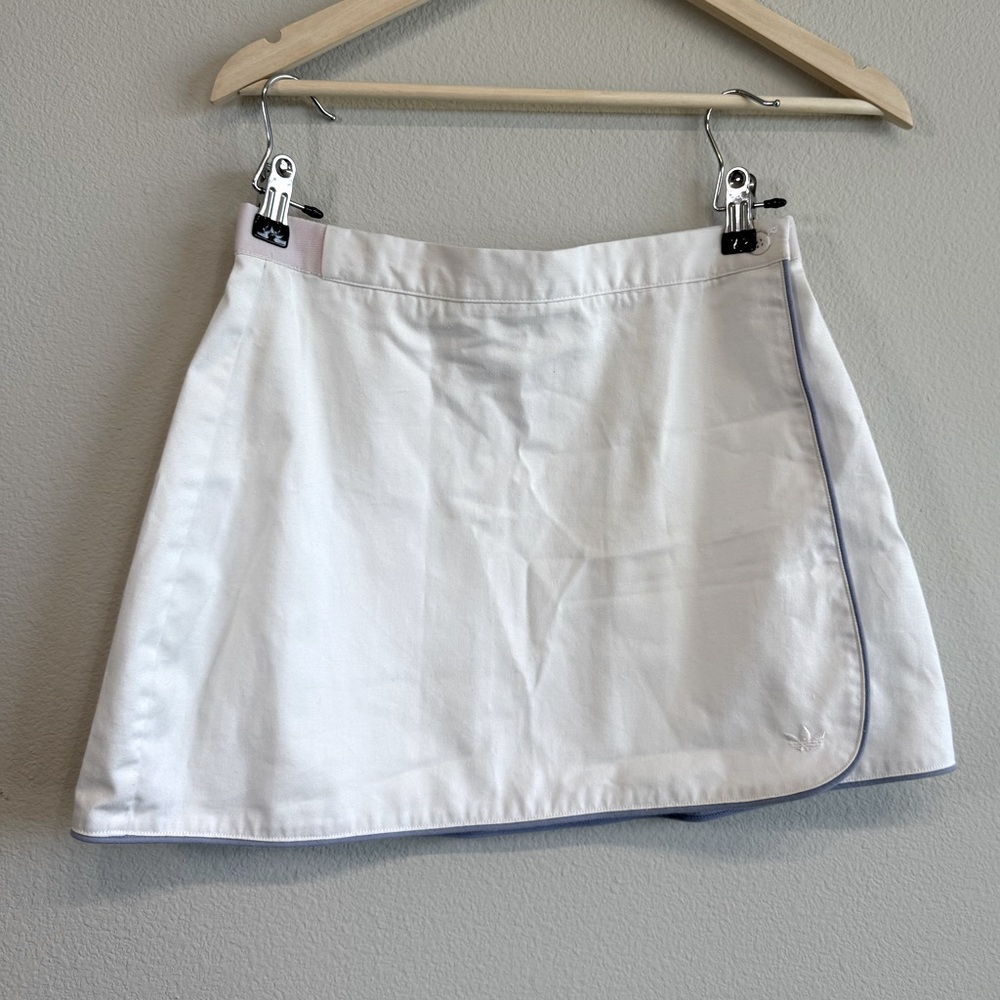 Vintage Adidas White Wrap Skirt with Blue Trim xs